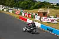 Vintage-motorcycle-club;eventdigitalimages;mallory-park;mallory-park-trackday-photographs;no-limits-trackdays;peter-wileman-photography;trackday-digital-images;trackday-photos;vmcc-festival-1000-bikes-photographs